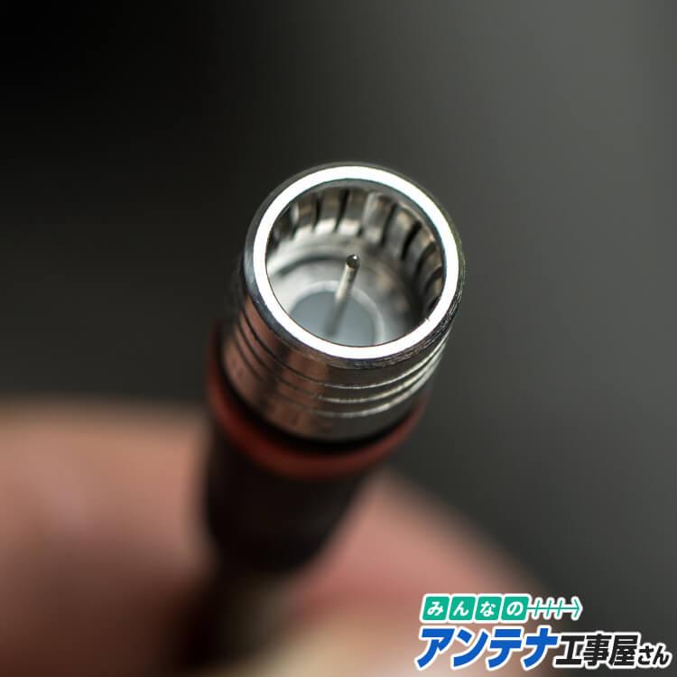 テレビのアンテナケーブルの選び方と正しい接続・交換方法 | みんなの